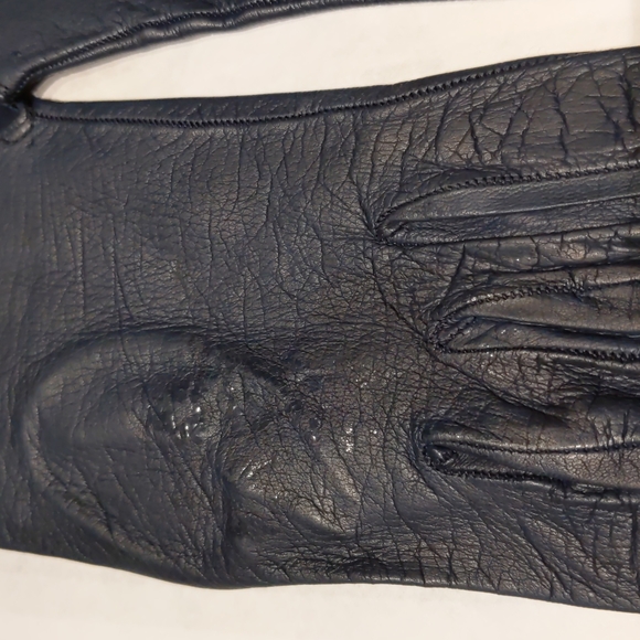 Vintage black leather gloves - Picture 6 of 6